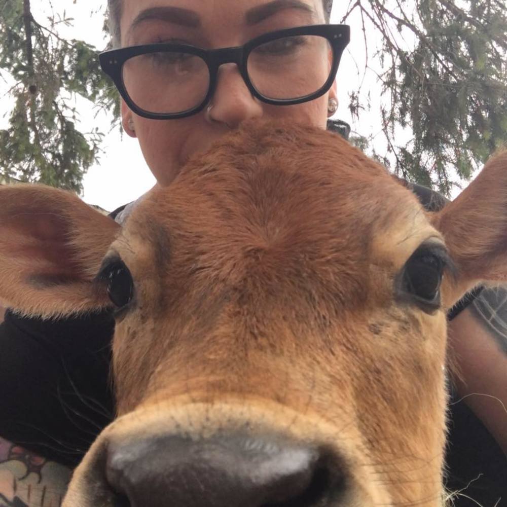 Meet your Posher, Melissa