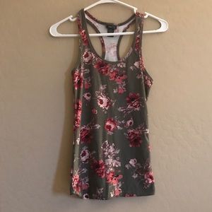 Floral tank