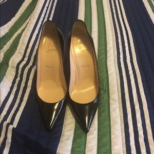 Christian louboutin shoe