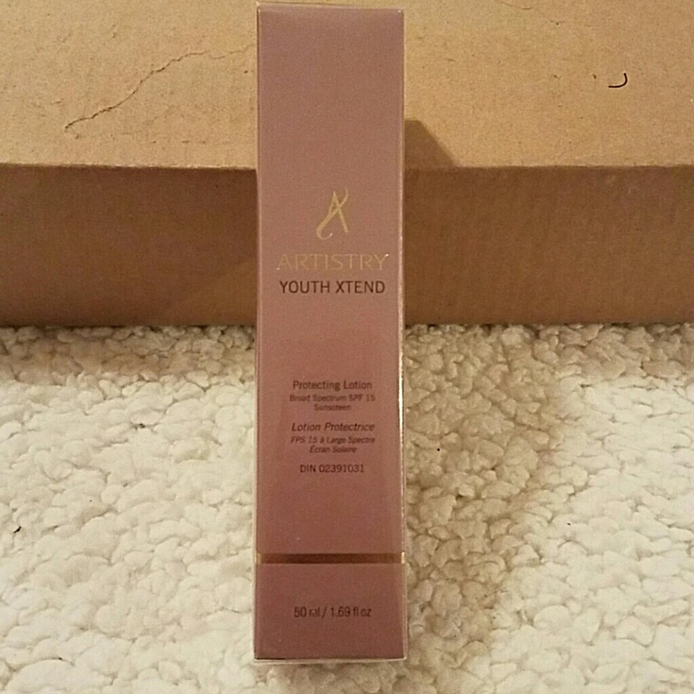 Artistry Youth Xtend Protecting Lotion