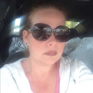 Meet your Posher, Tamira