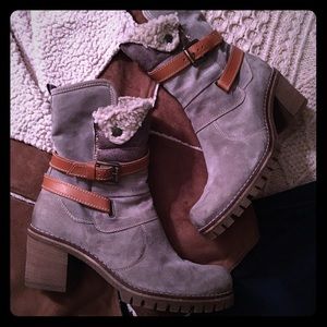 Manas Booties