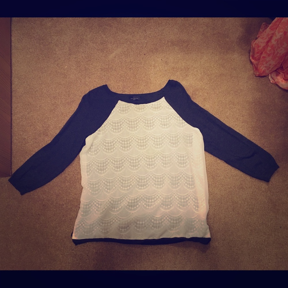 Small top from the Limited