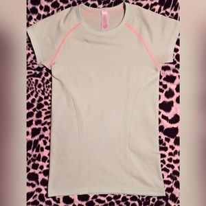 Ivivva shirt(Teal and pink)