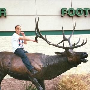 Meet your Posher, Justin