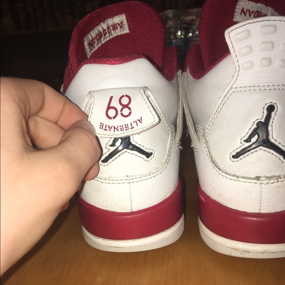 Retro 4 size 7y 70$ - Picture 3 of 5