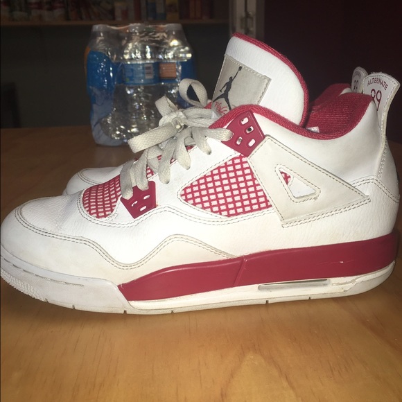 Retro 4 size 7y 70$ - Picture 4 of 5