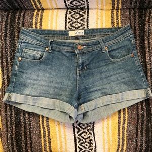 Denim cuffed shorts