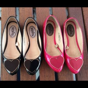 Lot of 2 pairs of Stevies patent leather flats