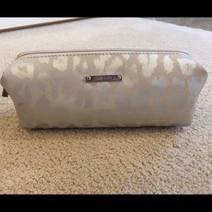 BNWT Stella & Dot Pouf