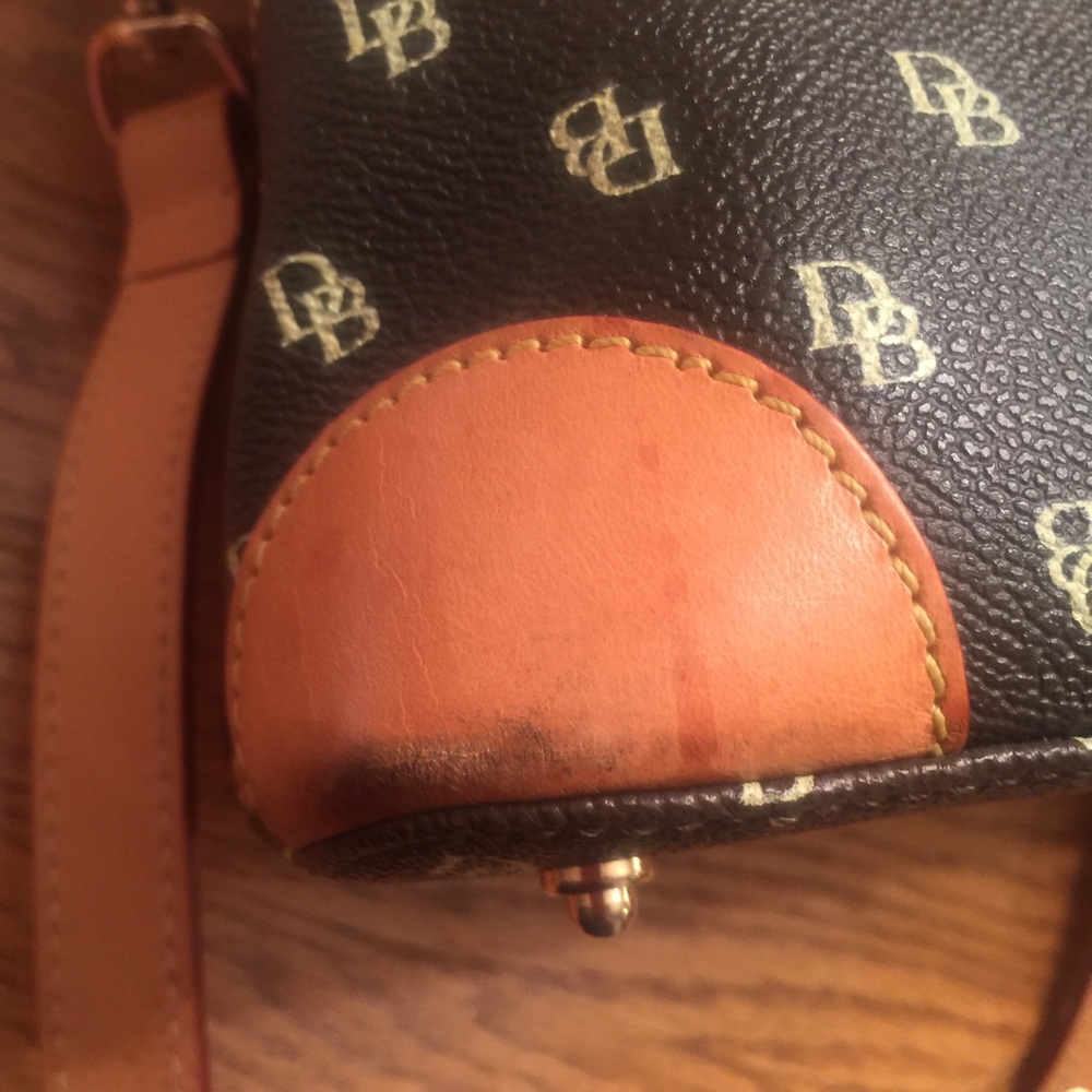 Dooney & Bourke - Picture 8 of 8