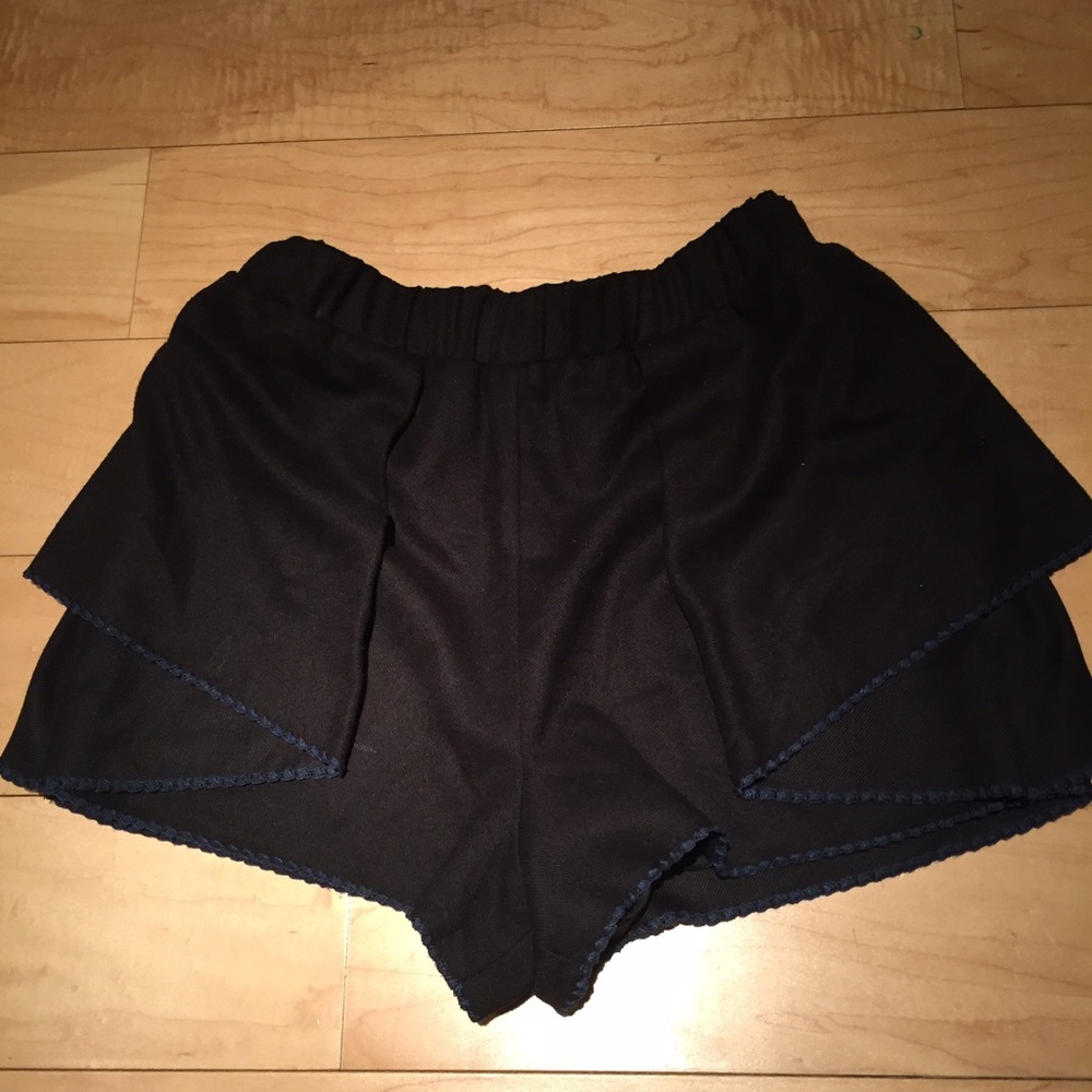 BCBG shorts