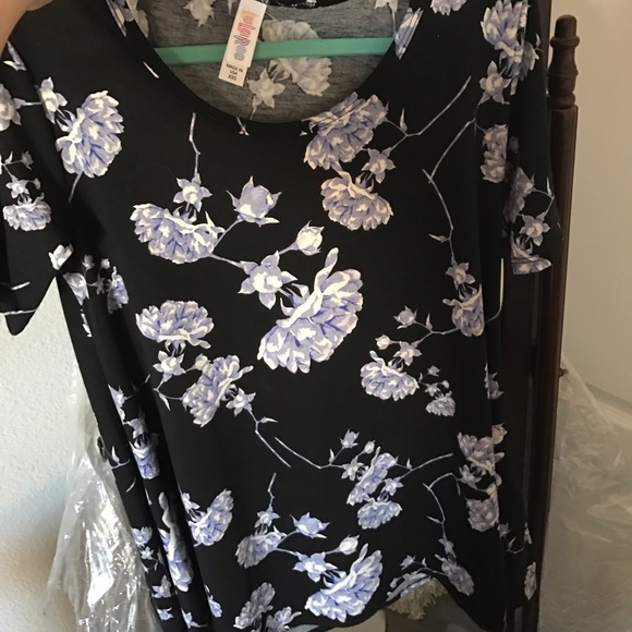 Lularoe XXS Floral Perfect Tee - Picture 2 of 4