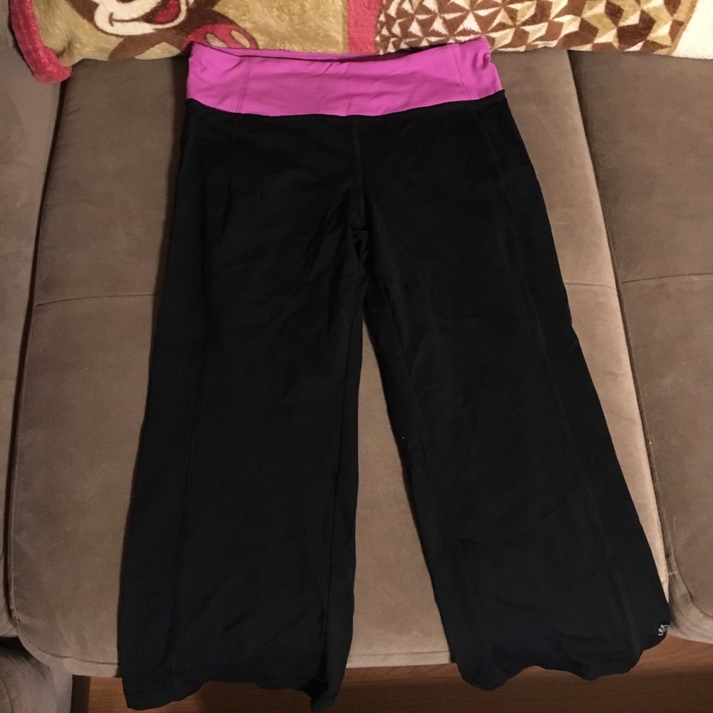 Forever 21 crop yoga pants