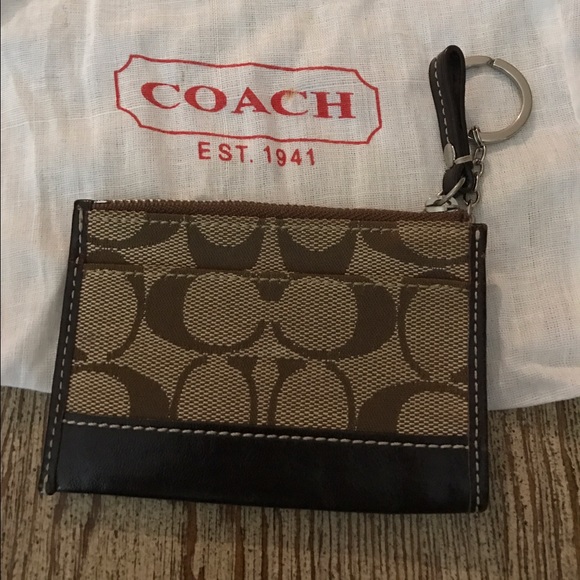 Coach Change Wallet - Picture 1 of 4