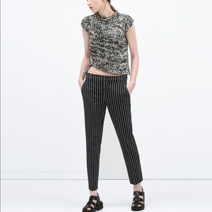 ZARA Cropped Knitted Top