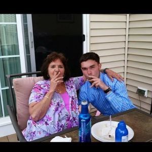 Meet your Posher, Darien