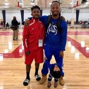 Meet your Posher, Akimba