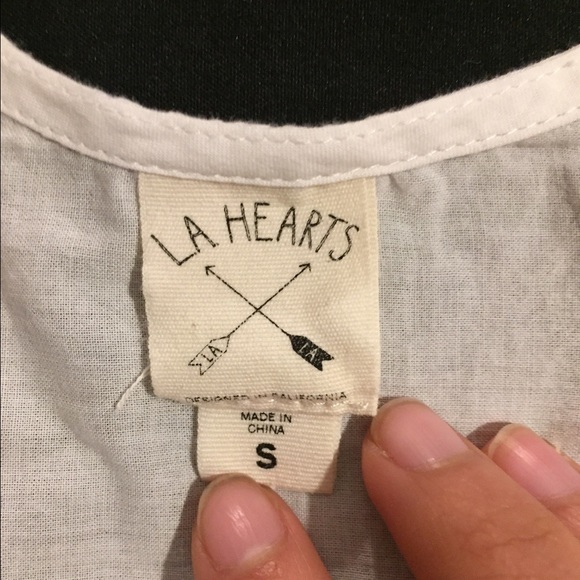 L.A hearts crop top - Picture 2 of 2