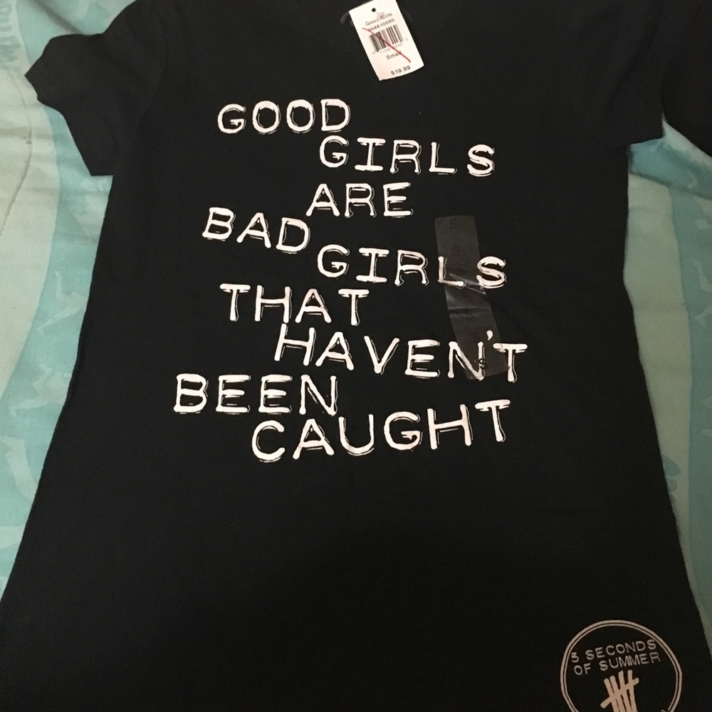 tee shirt