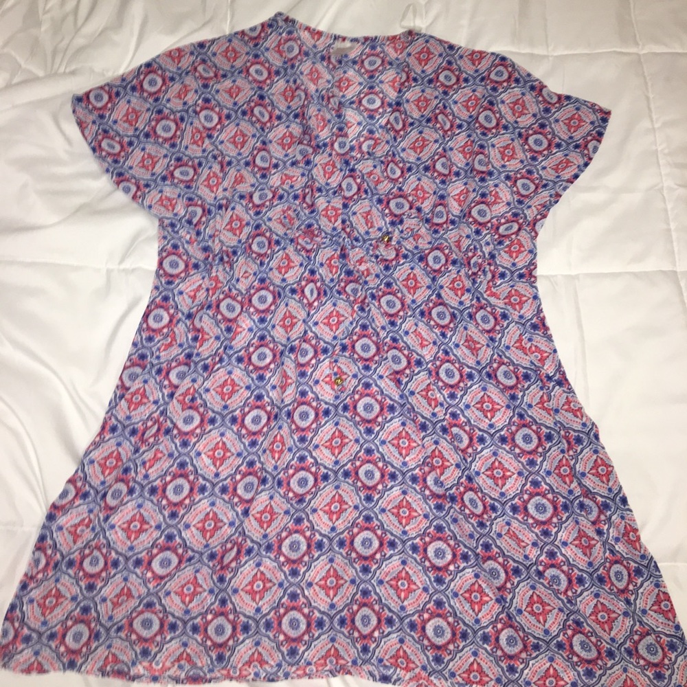 V-neck beach cover-up
