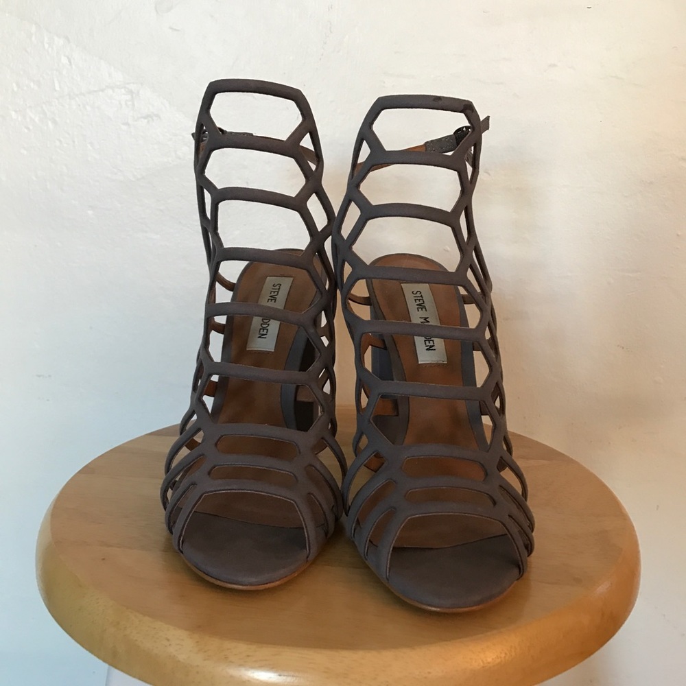 Steve Madden Skales Caged Heel