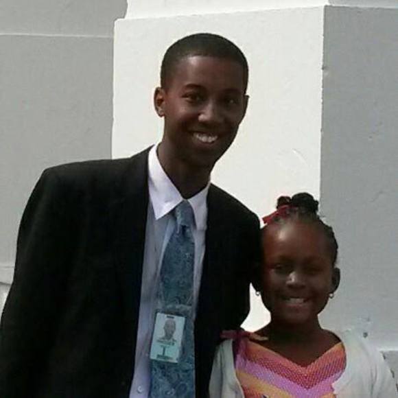 Meet your Posher, Joyce - Picture 1 of 1