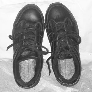 All leather Dickies tennis  shoe
