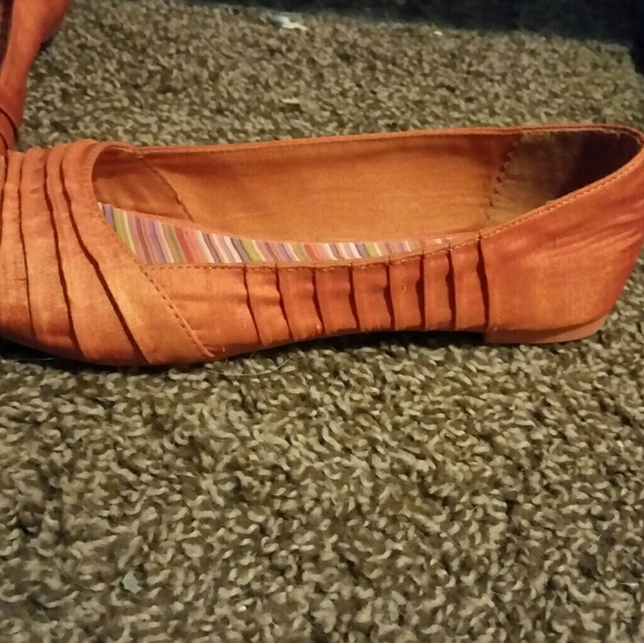 Open toe flats - Picture 2 of 3