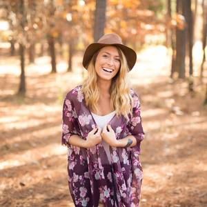 Meet your Posher, Cori