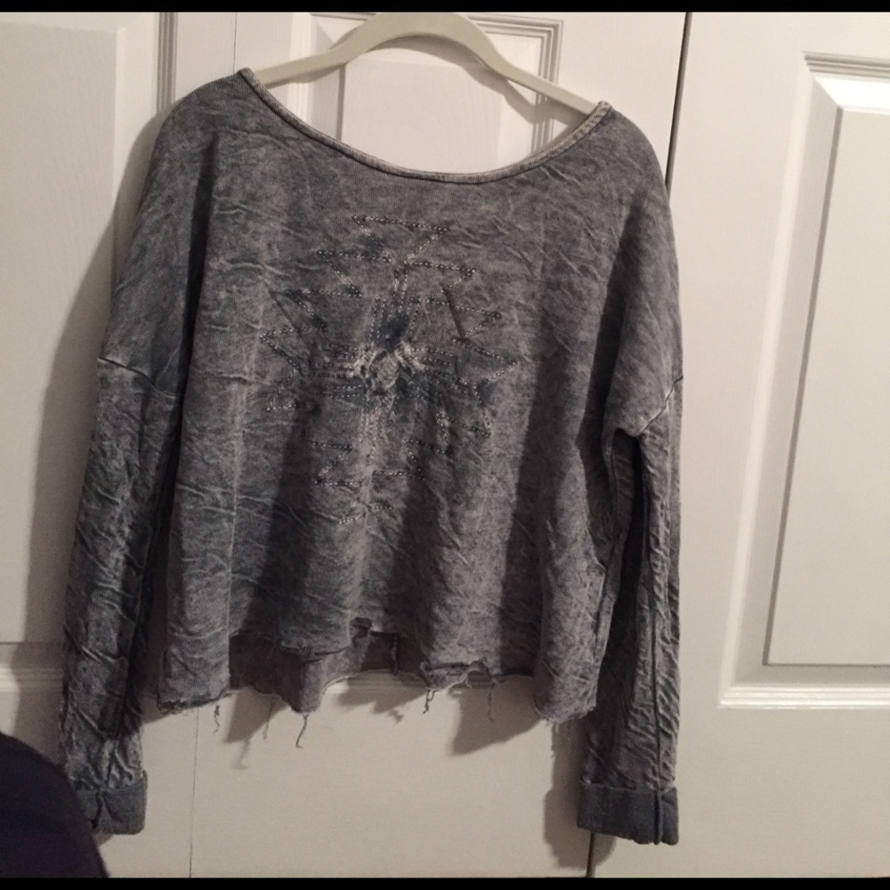 Cropped long sleeve!