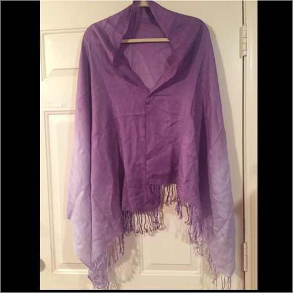Accessories - Scarf/wrap