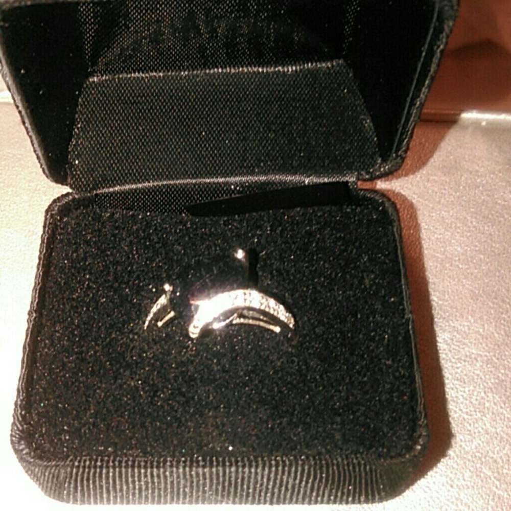 Black oynx in silver. (Offers considered)