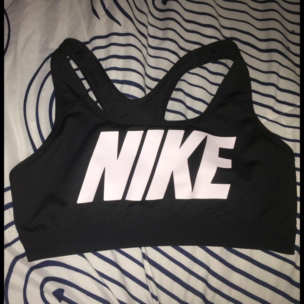 Nike sports bra