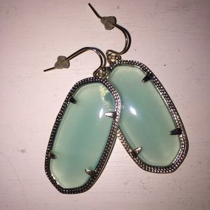 KENDRA SCOTT ELLE SILVER EARRINGS