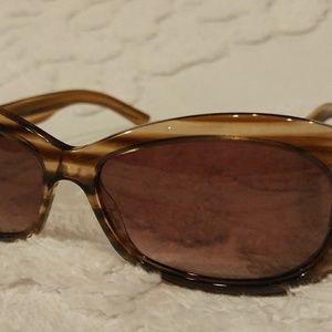 Gucci tortoise shell sunglasses