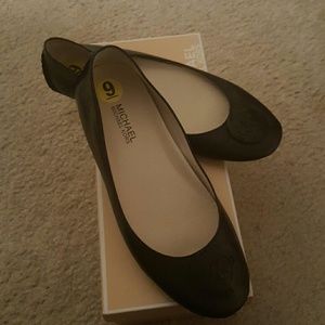Michael Kors flats
