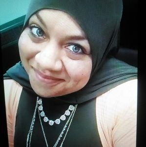 Meet your Posher, Khadijah