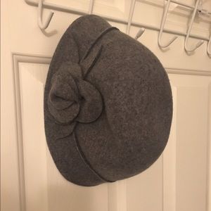 Soft gray Charter Club hat