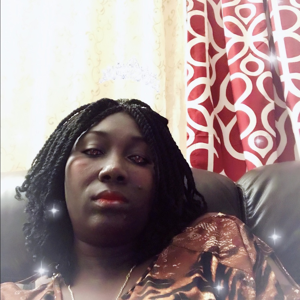 Meet your Posher, Hadja