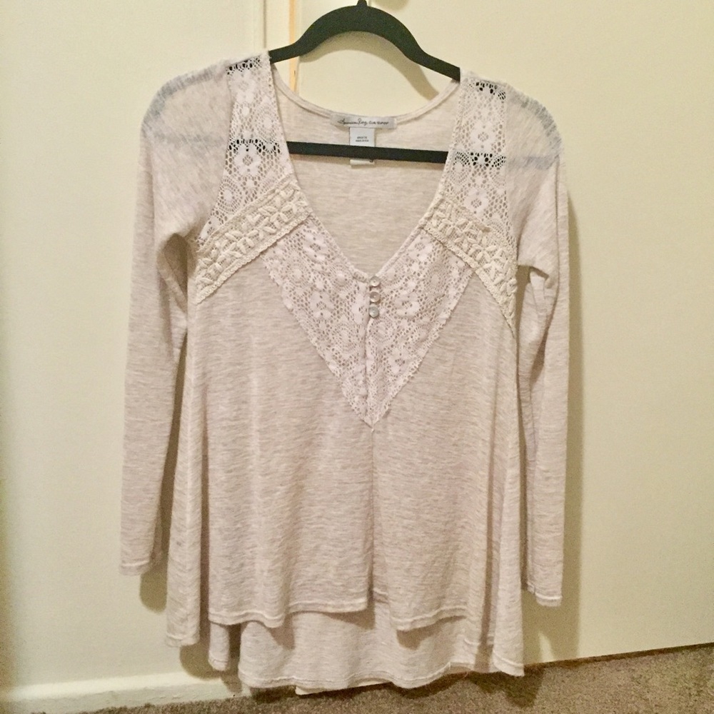 ✨Final Price✨ American Rag Flowy Blouse