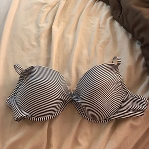 NWOT Xhilaration swim top