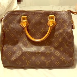 Louis Vuitton Speedy 30