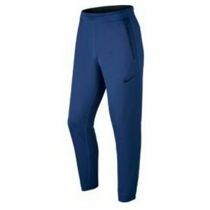 Nike Therma fit sphere