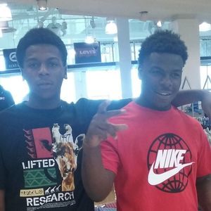 Meet your Posher, Devontrae