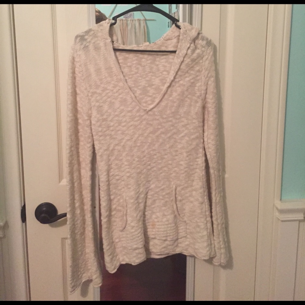 Hooded sweater