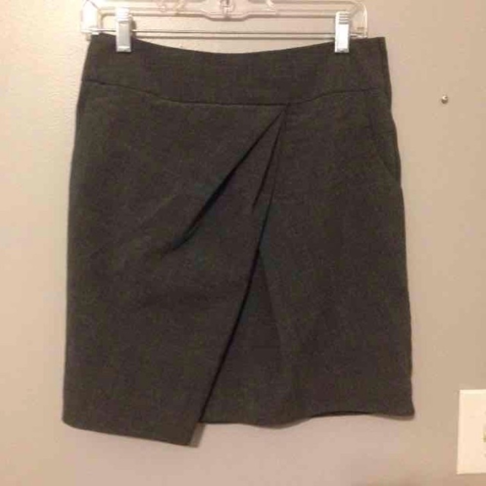 H&M grey business skirt size 8