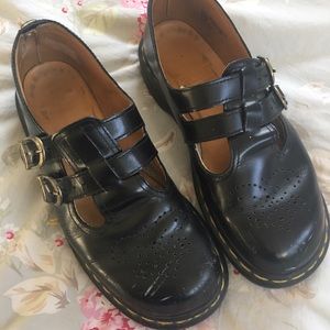 Women's Dr Marten 8065 Mary Janes
