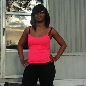 Meet your Posher, Cara