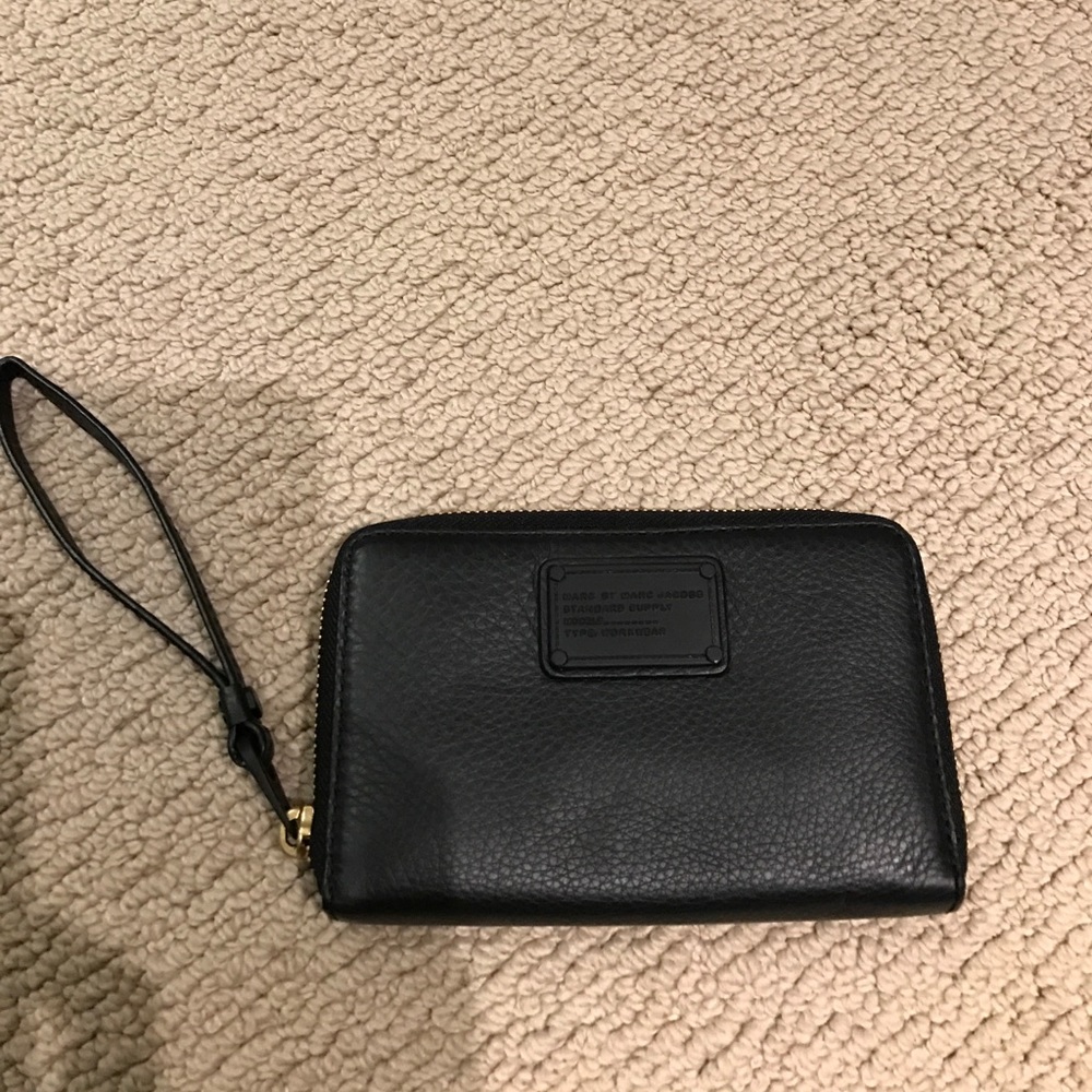 Marc Jacobs Zip Phone Wristlet